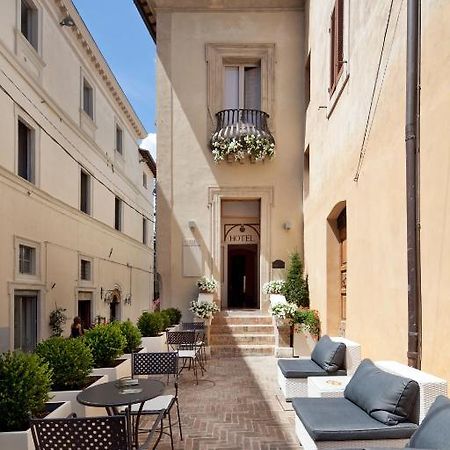 Hotel Degli Affreschi Montefalco Exteriör bild